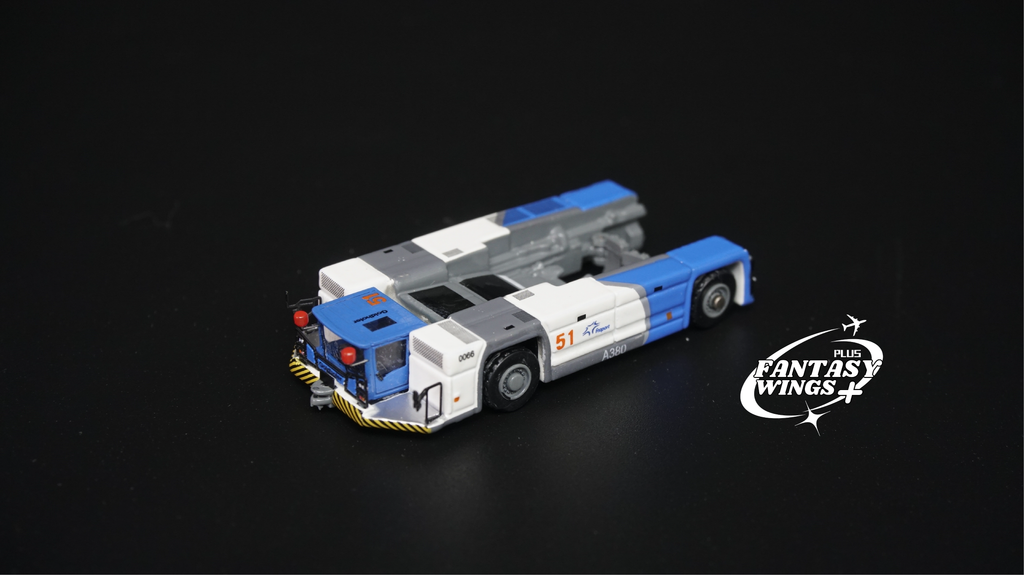 Fantasywings+ 1/200 PushBack Truck AST-1 #51 + #38 ( 2-cars Set )