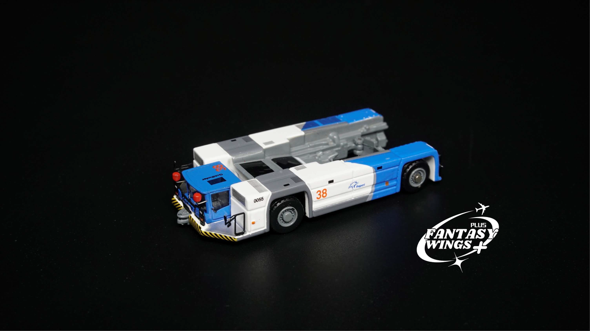 Fantasywings+ 1/200 PushBack Truck AST-1 #38